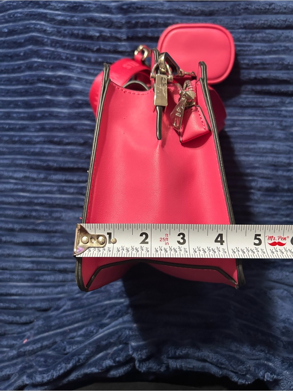 Steve Madden Bevelyn Hot Pink Crossbody Bag - Picture 7 of 16